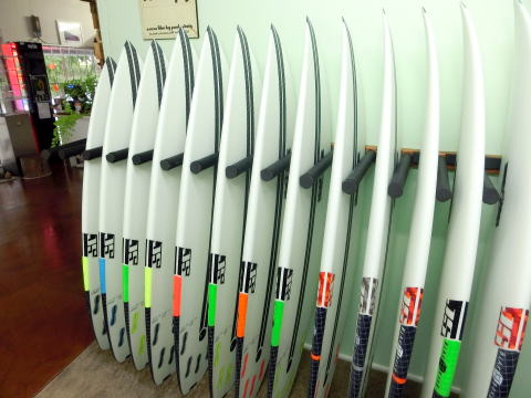 JS�T�[�t�{�[�h New�e�N�m���W�[ Hyfi - Blak Box2