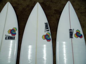 �ŋ߃A�������b�N�̃{�[�h���I�[�_�[����l�ɂ₽��Ɛl�C��Tie Dye�f�B�P�[��